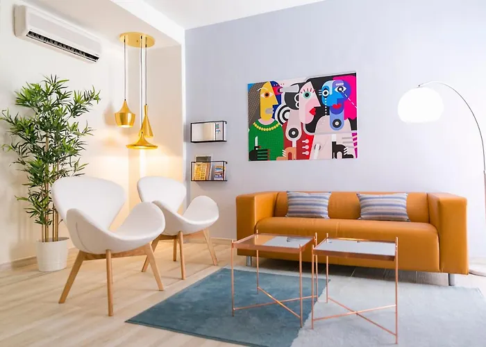 \'Montano Four\' Center By Ele Apartments